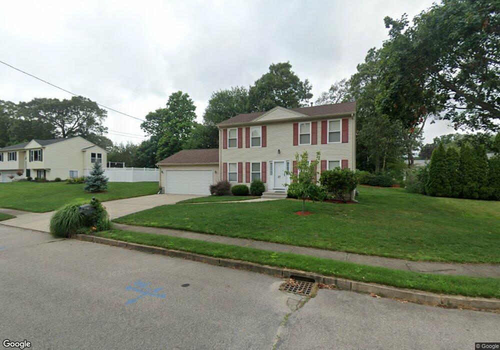 27 Lillian Ct, Warwick, RI 02886 - photo 1