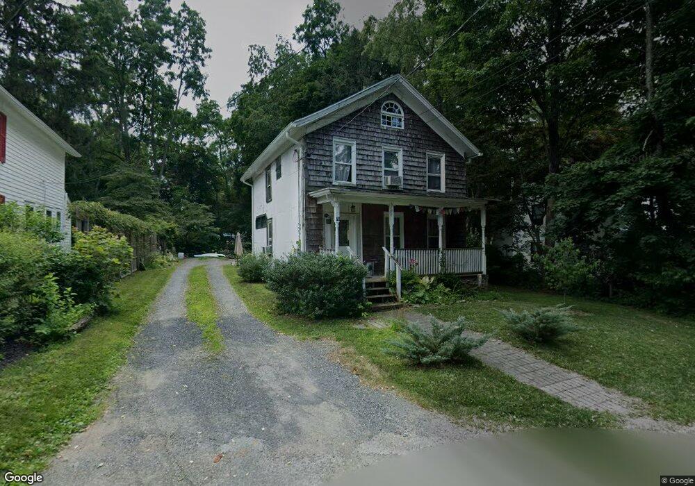 76 Fraleigh St, Red Hook, NY 12571 - photo 1