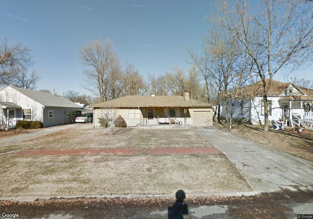 2805 Dirr N A, Parsons, KS 67357 - photo 1