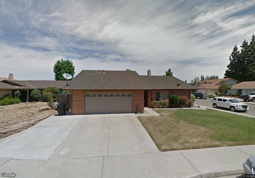 2120 Nutshell Cir, Oakdale, CA 95361 - photo 1