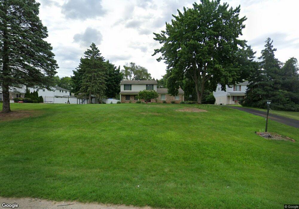 2571 Arneth Rd, West Bloomfield, MI 48324 - photo 1