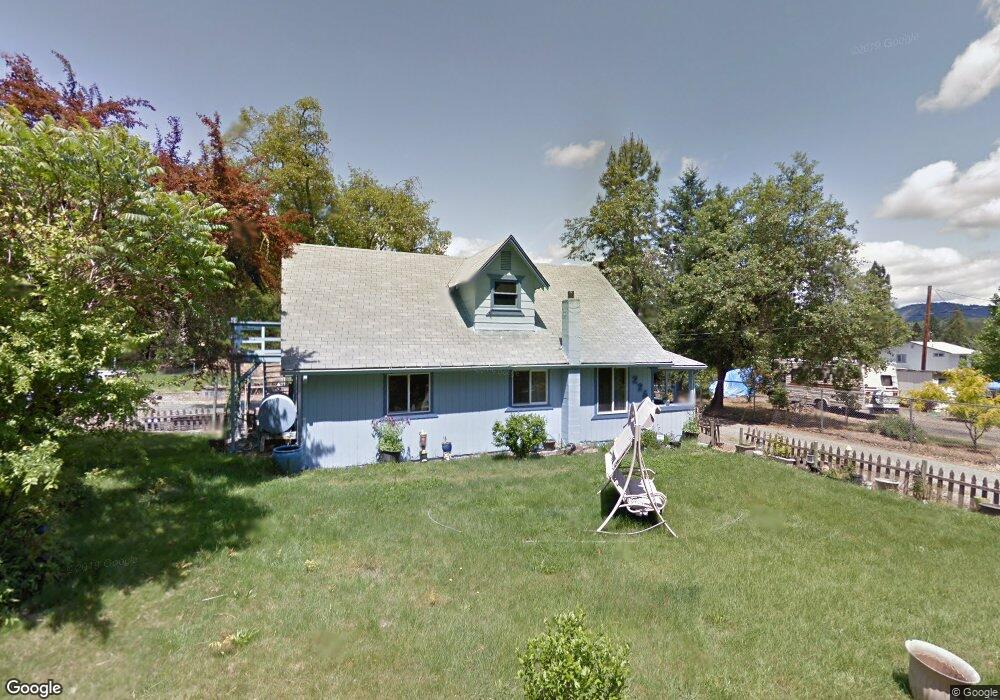 226 Humphrey Ln, Grants Pass, OR 97527 - photo 1