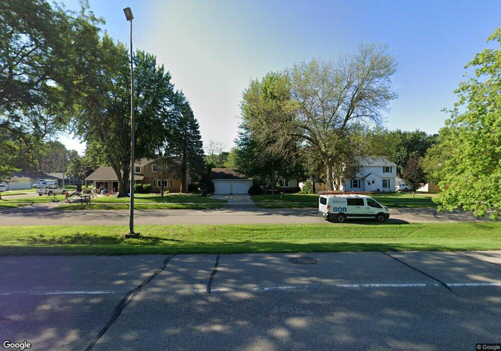 2003 W Oakland Ave, Austin, MN 55912 - photo 1