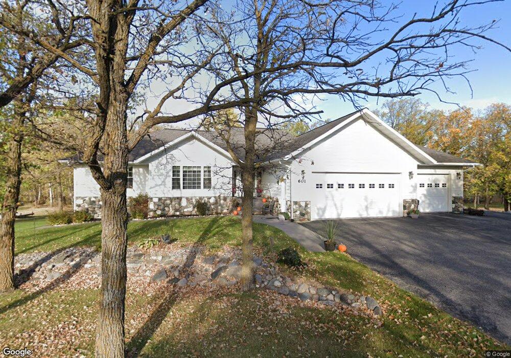 601 S Birch St, Badger, MN 56714 - photo 1