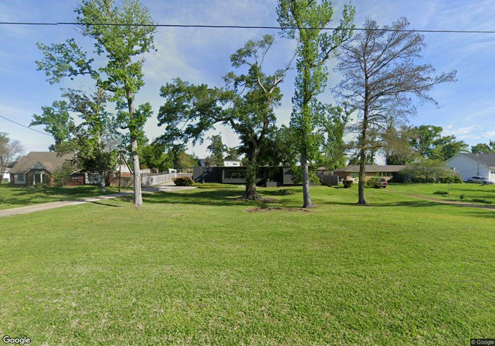 628 W Lagrange St, Lake Charles, LA 70605 - photo 1