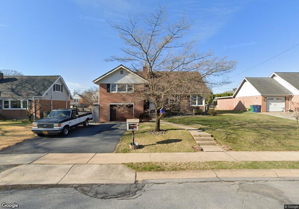 804 Sledge Ave, Reading, PA 19609 - photo 1