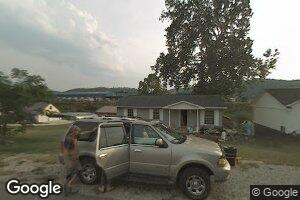 229 W Chestnut St, Eleanor, WV 25070