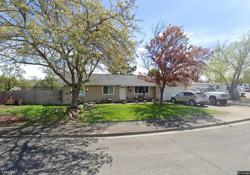 307 Joseph St, Central Point, OR 97502 - photo 1