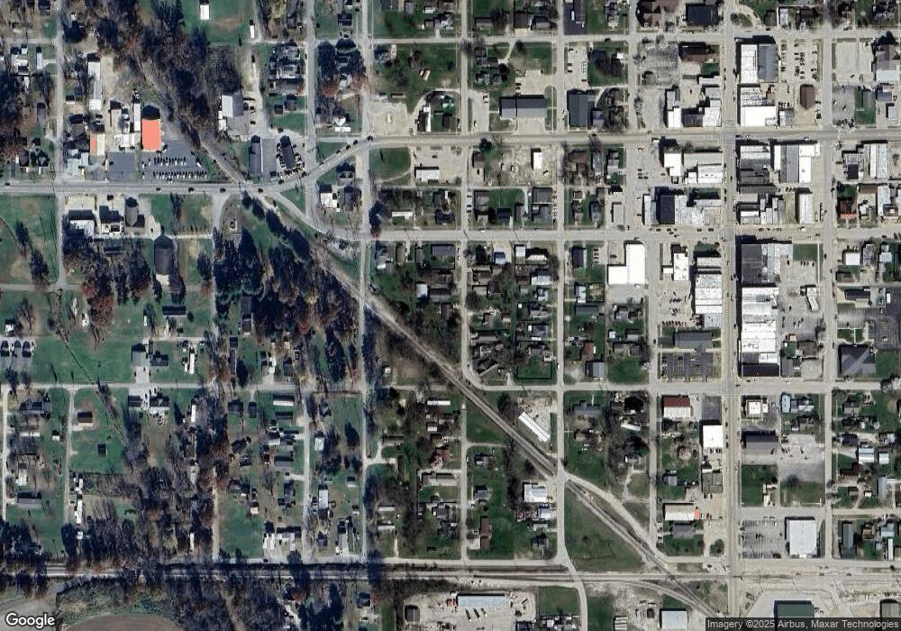 32 3rd St SW, Linton, IN 47441 - photo 1