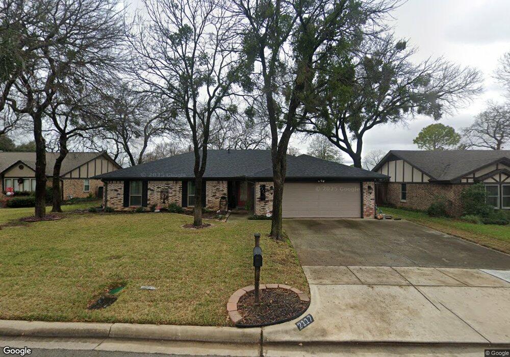 2117 Cambridge Dr, Hurst, TX 76054 - photo 1