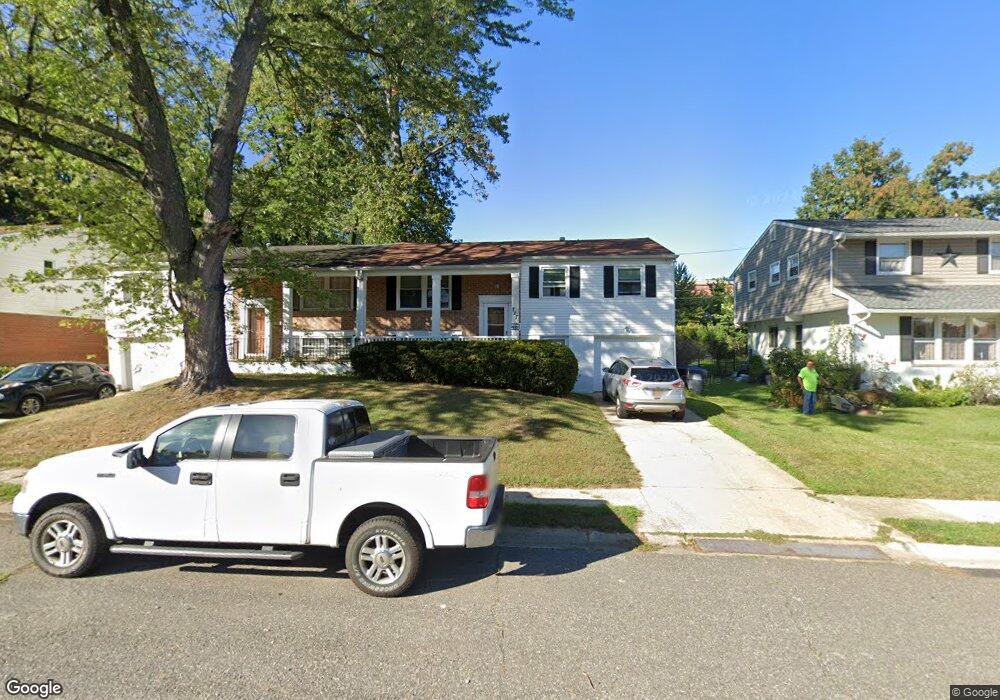 717 Appletree Ct, Claymont, DE 19703 - photo 1