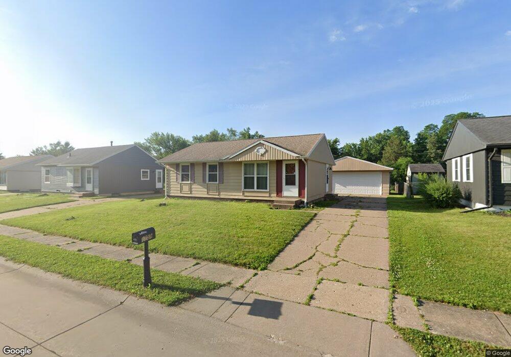 1759 Welshire Dr, Davenport, IA 52806 - photo 1