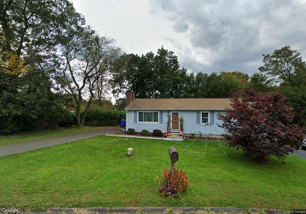 152 Meadowlark Dr, Waterbury, CT 06708 - photo 1