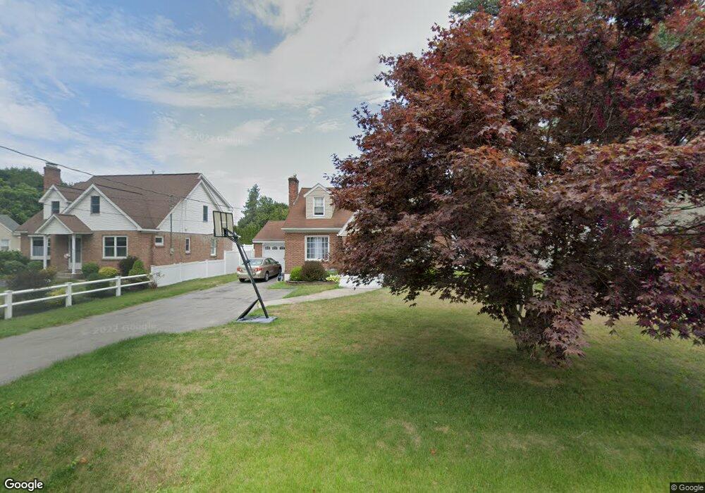 9 Windsor Dr, Schenectady, NY 12302 - photo 1