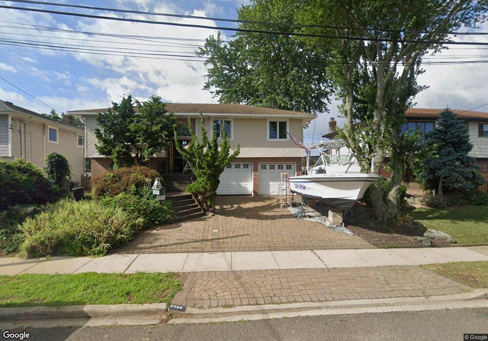 2504 Bellaire St, Wantagh, NY 11793 - photo 1