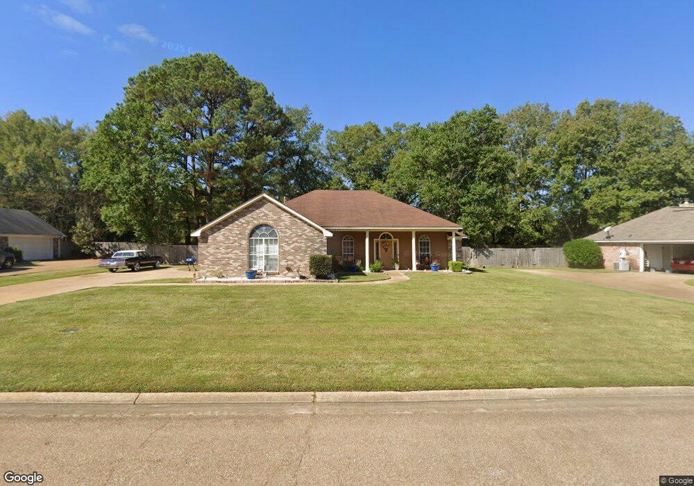 933 Eagles Nest Dr, Byram, MS 39272 - photo 1