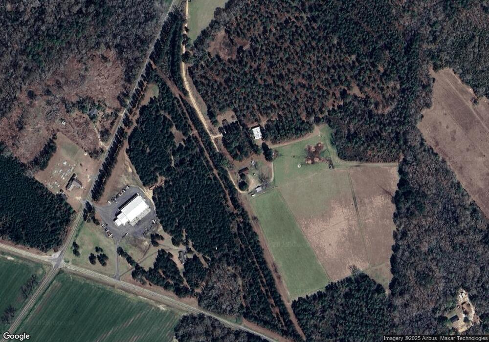 1383 Hickman Ln, Metter, GA 30439 - photo 1