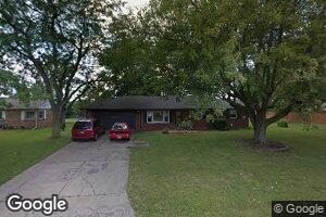 2305 N Carriage Ln, Muncie, IN 47304