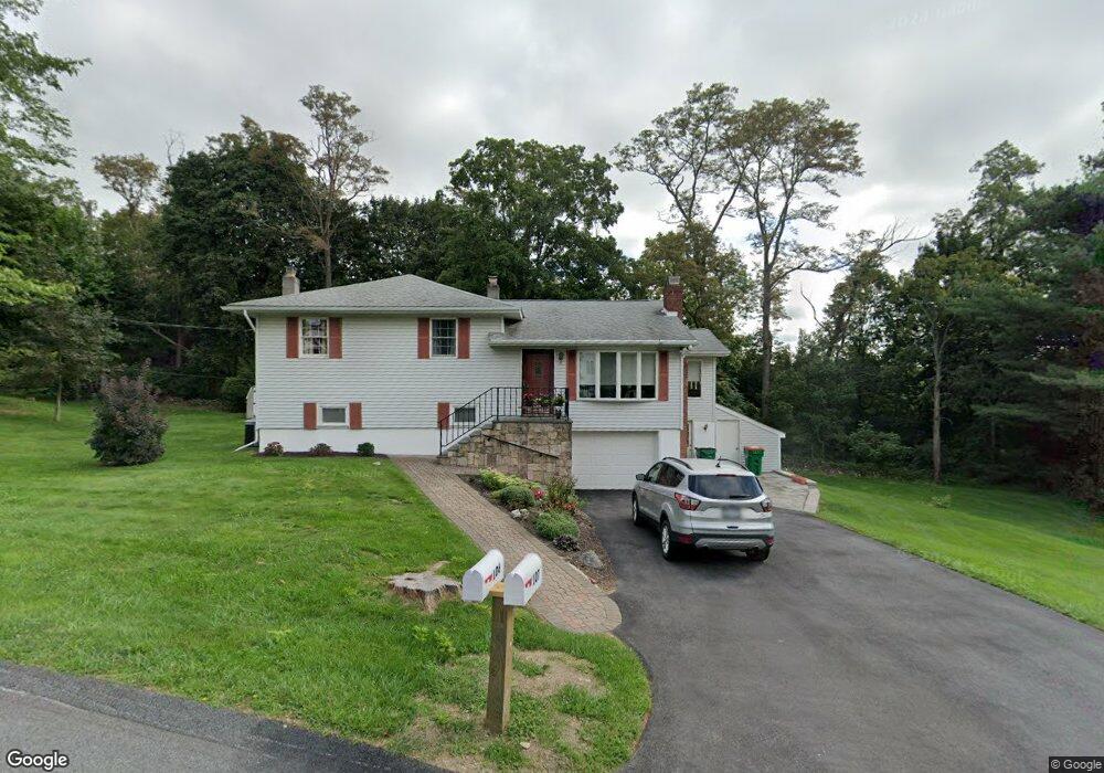 107 Sunrise Hill Rd, Fishkill, NY 12524 - photo 1