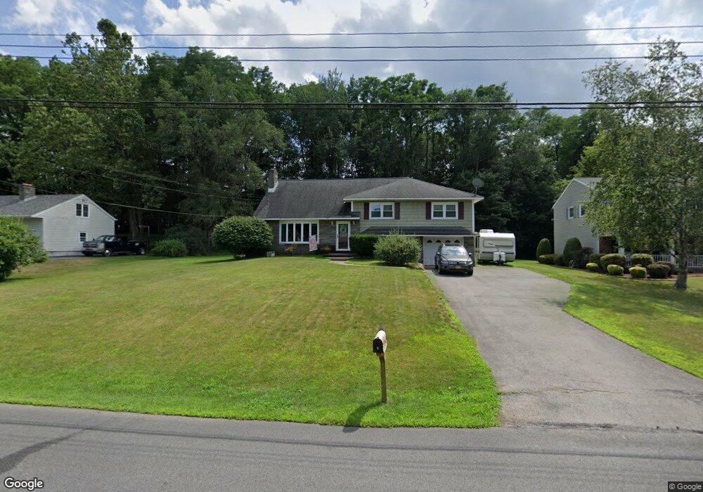 8 Hadel Rd, Schenectady, NY 12302 - photo 1