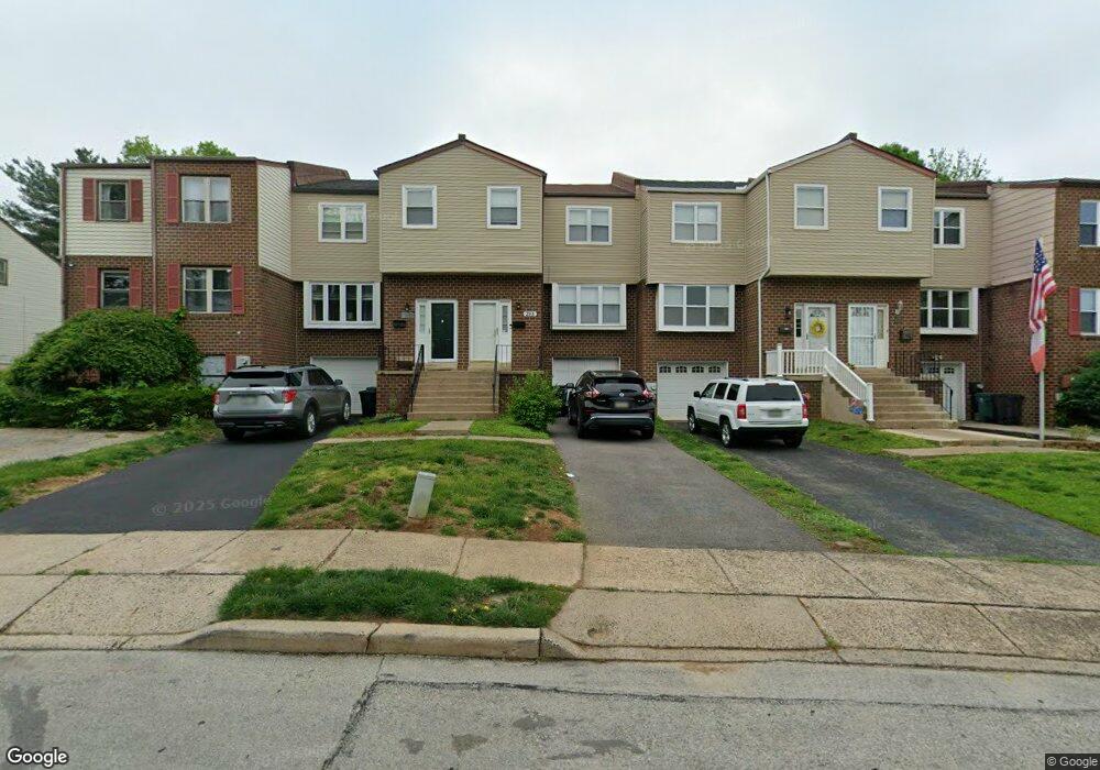 285 Birch Dr, Lafayette Hill, PA 19444 - photo 1