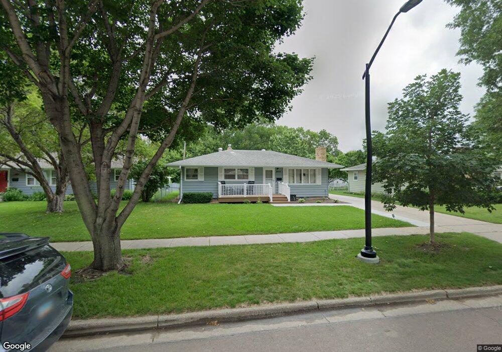 2809 9 1 2 St N, Fargo, ND 58102 - photo 1