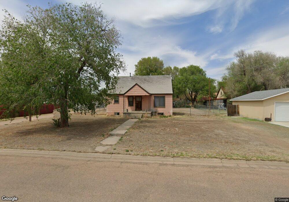 106 W 9th St, Hugoton, KS 67951 - photo 1