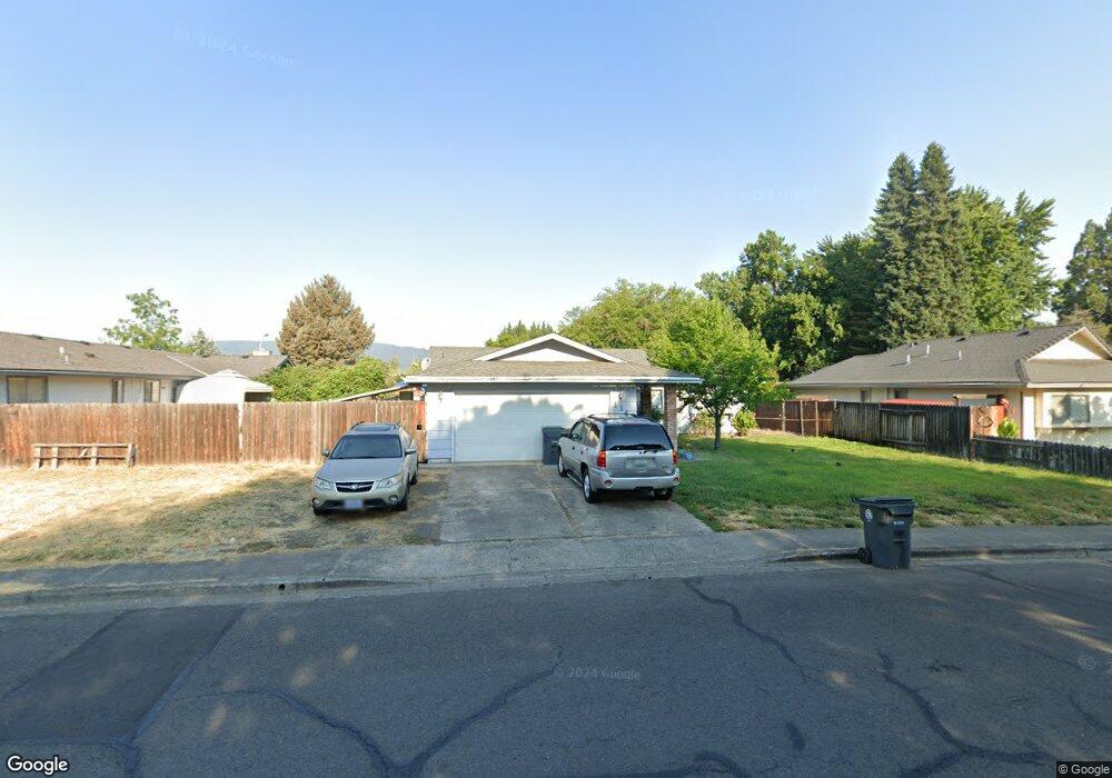 1140 Freeman Rd, Central Point, OR 97502 - photo 1