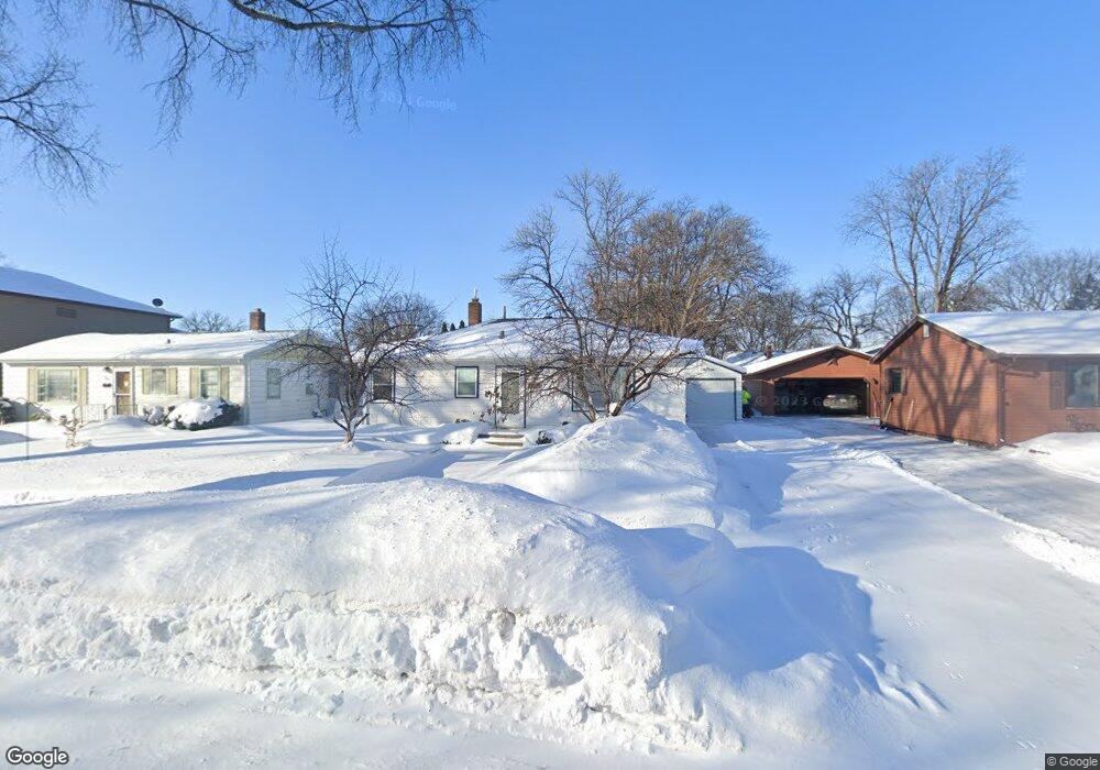 821 18th St S, Fargo, ND 58103 - photo 1