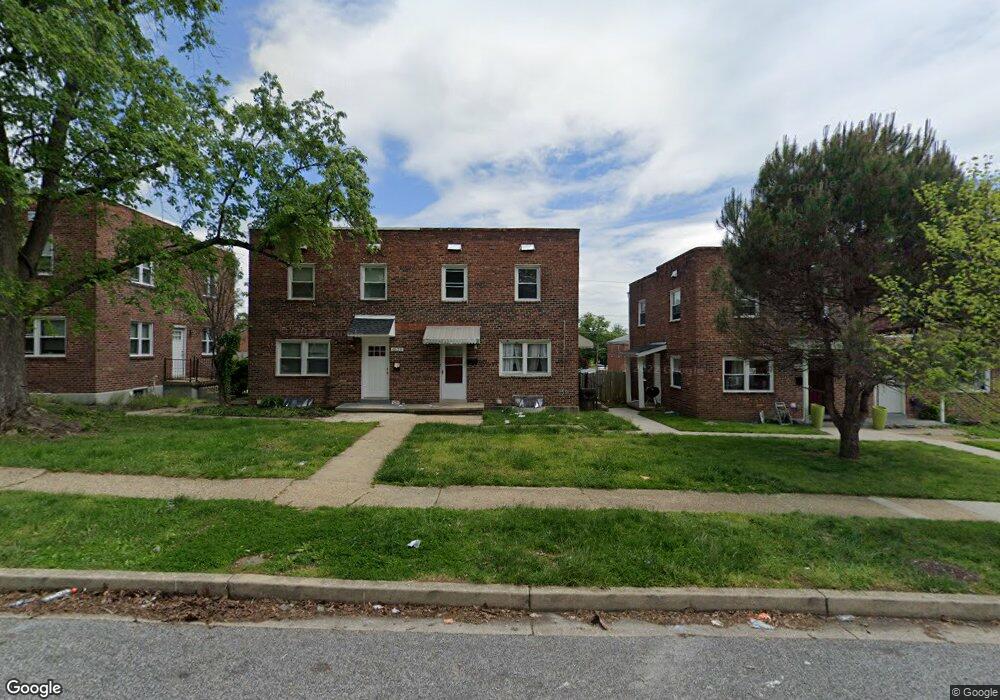 8537 Chestnut Oak Rd, Parkville, MD 21234 - photo 1