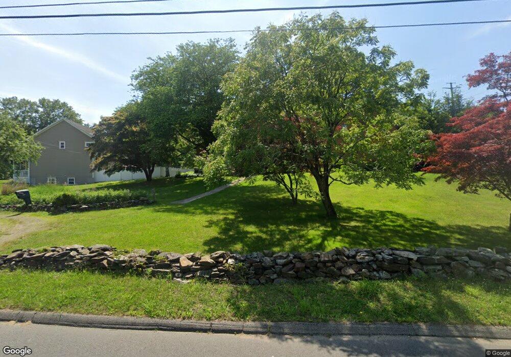 660 W River St, Milford, CT 06461 - photo 1