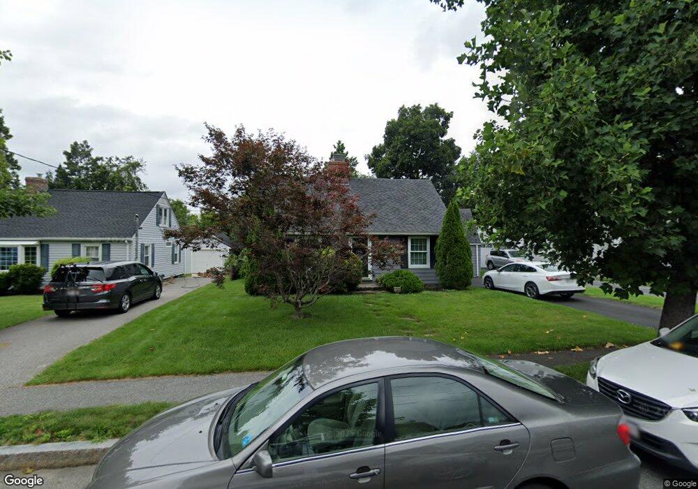 24 Mayflower Cir, Worcester, MA 01606 - photo 1