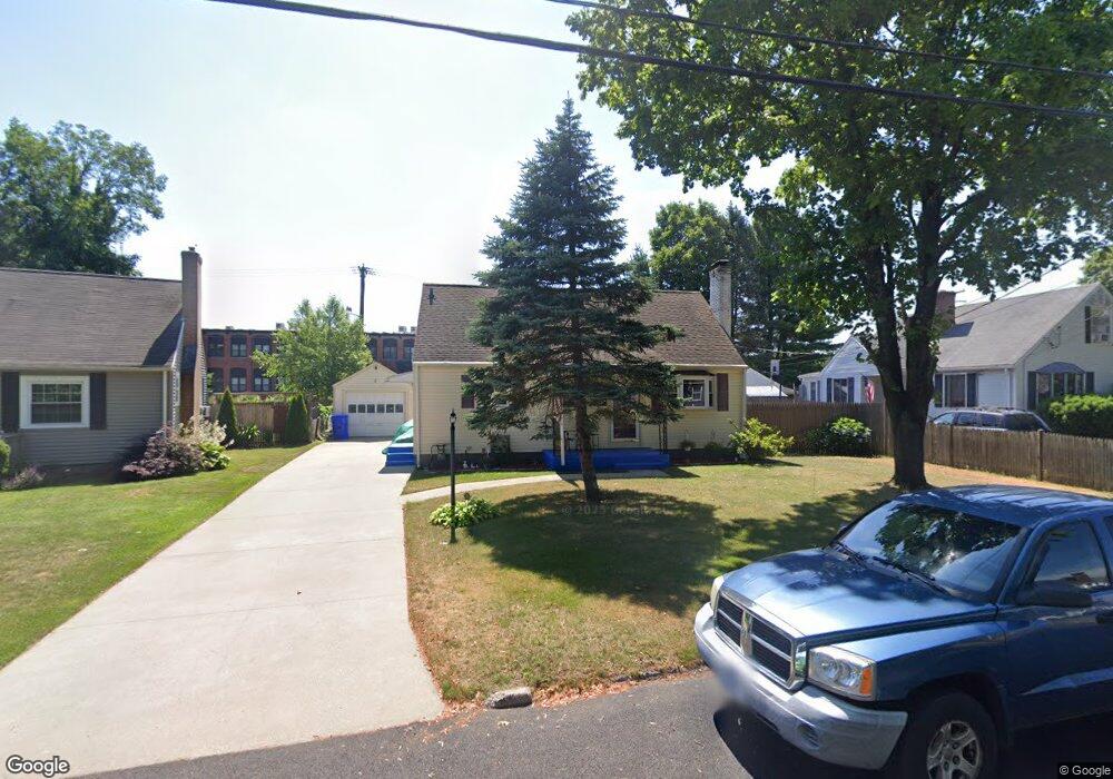 45 Pinecrest Dr, Pawtucket, RI 02861 - photo 1