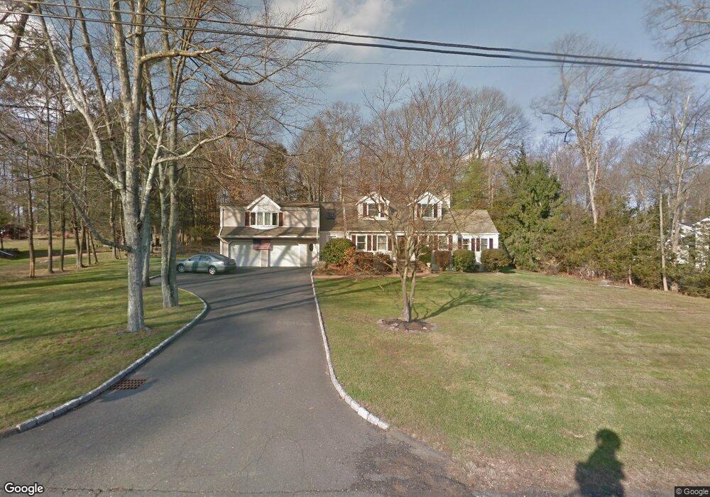 78 White Birch Rd, New Canaan, CT 06840 - photo 1