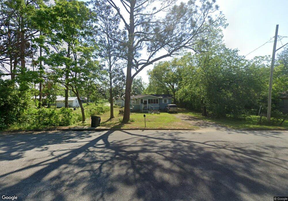 1307 Mark Hanna St, Douglas, GA 31533 - photo 1