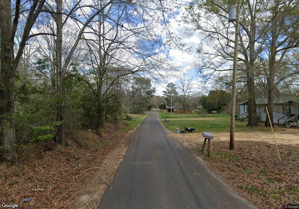 1183 Oak St, McComb, MS 39648 - photo 1