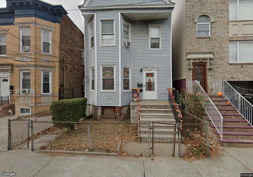 29 Bergen Ave, Jersey City, NJ 07305 - photo 1