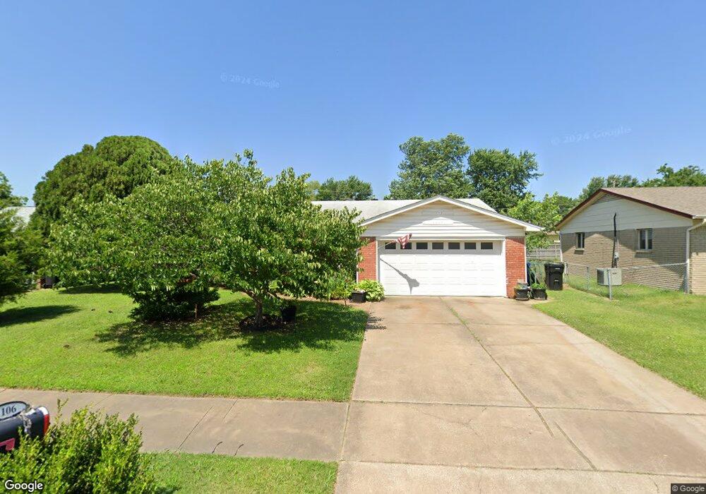 1106 N Hickory Place, Broken Arrow, OK 74012 - photo 1