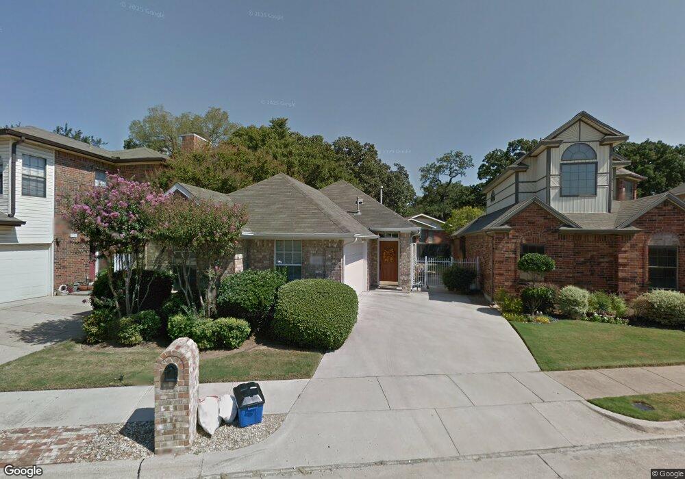 3009 Eagles Nest Dr, Bedford, TX 76021 - photo 1