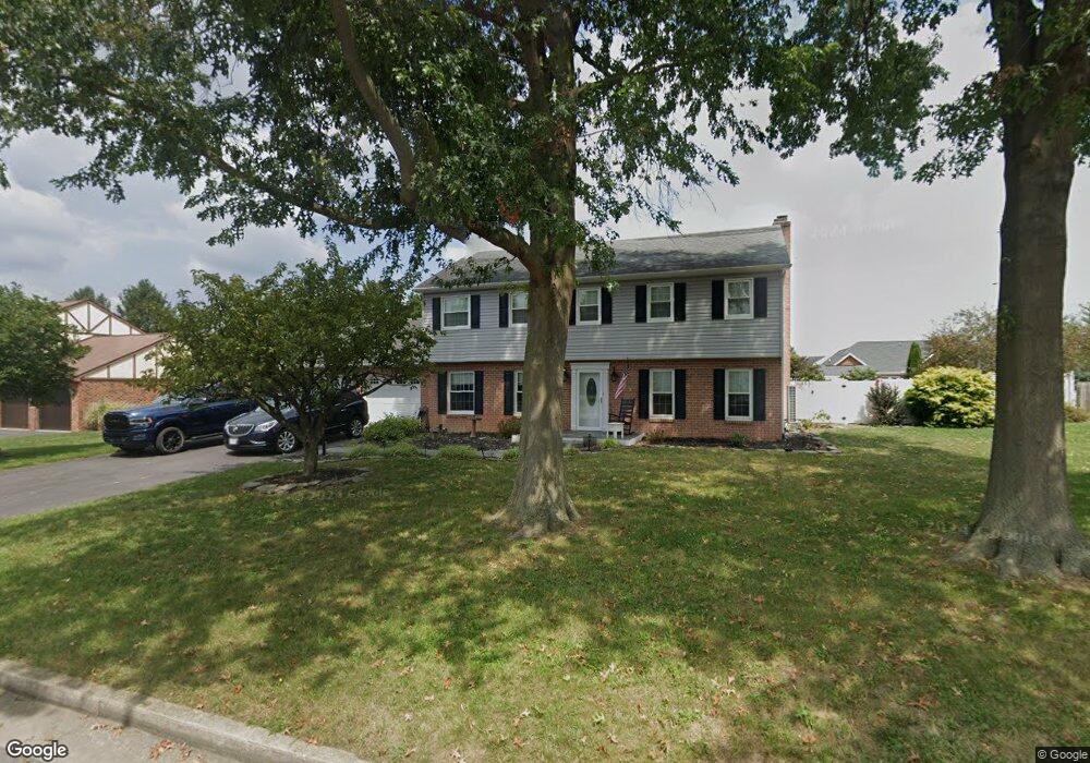 521 Colonial Dr, Greencastle, PA 17225 - photo 1