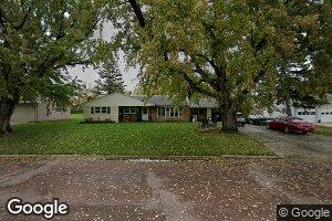 302 N Bell St, Howard, SD 57349