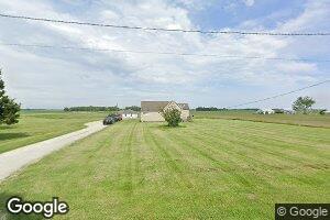 400 N 1st St, New Douglas, IL 62074