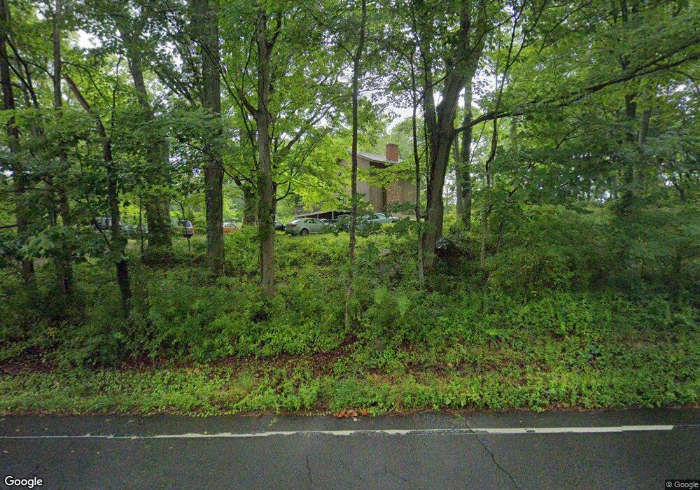 737 Leetes Island Rd, Guilford, CT 06437 - photo 1