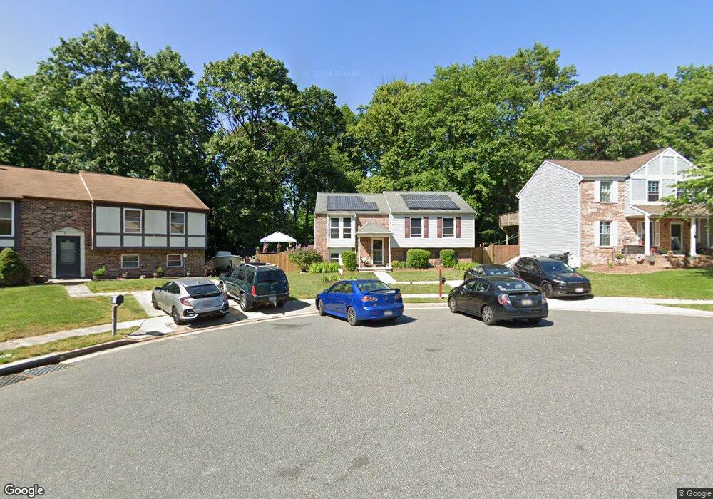 10 Beefwood Ct, Essex, MD 21221 - photo 1