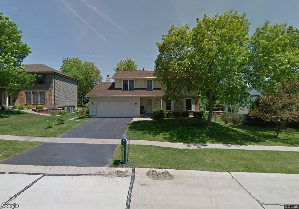 7304 Normandy Dr NE, Cedar Rapids, IA 52402 - photo 1