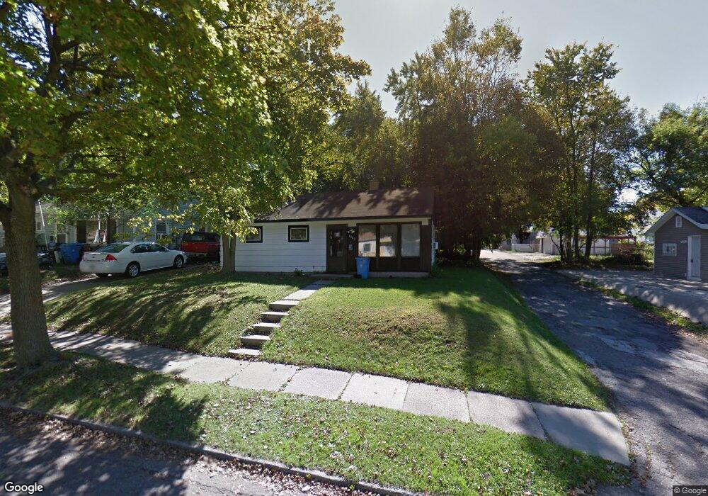 1305 Theodore St, Lansing, MI 48915 - photo 1