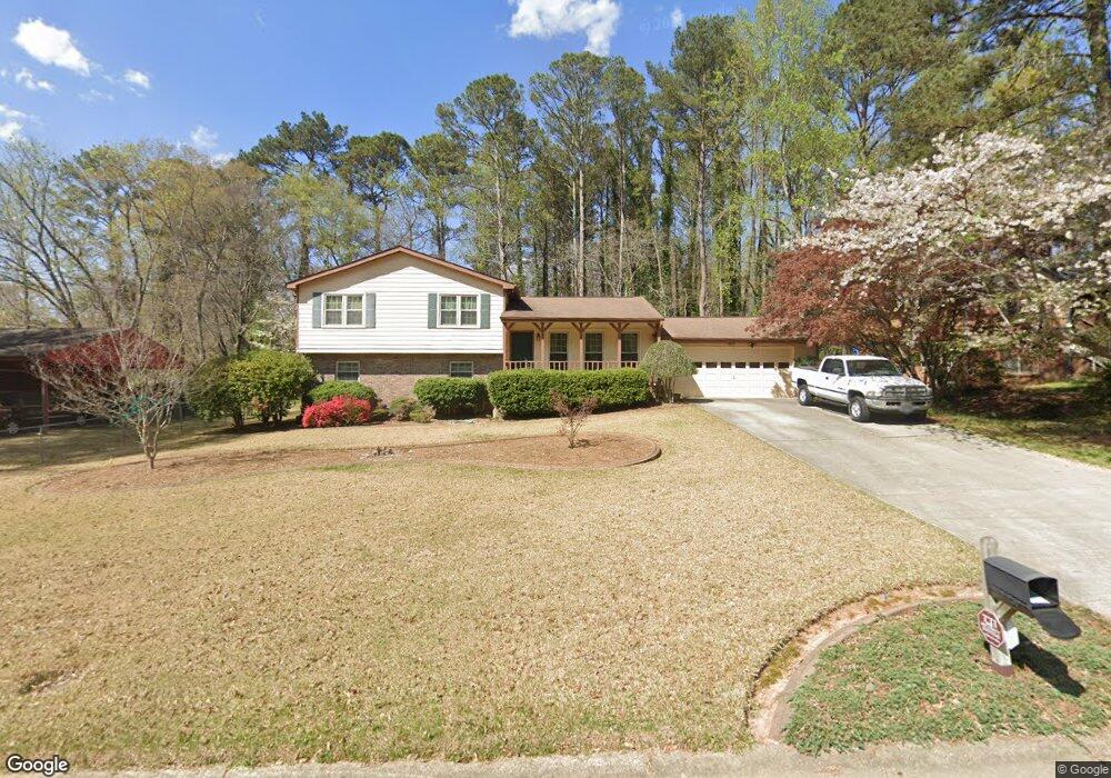 8382 Creek St, Jonesboro, GA 30236 - photo 1