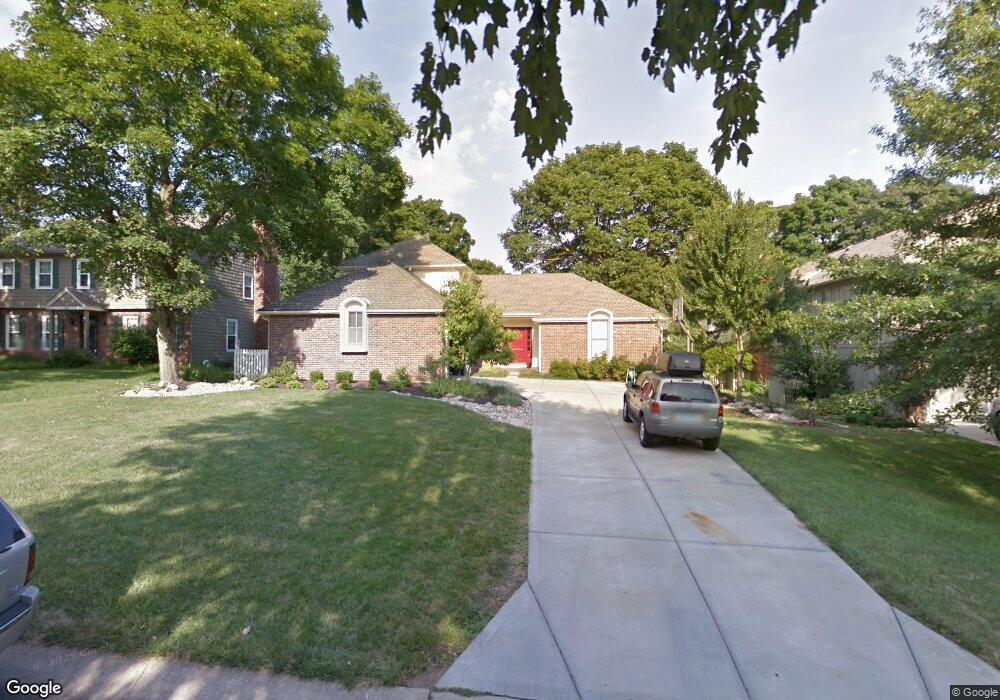 7907 Rosehill Rd, Lenexa, KS 66215 - photo 1