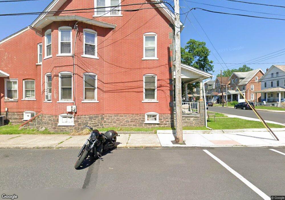 402 Juniper St, Quakertown, PA 18951 - photo 1