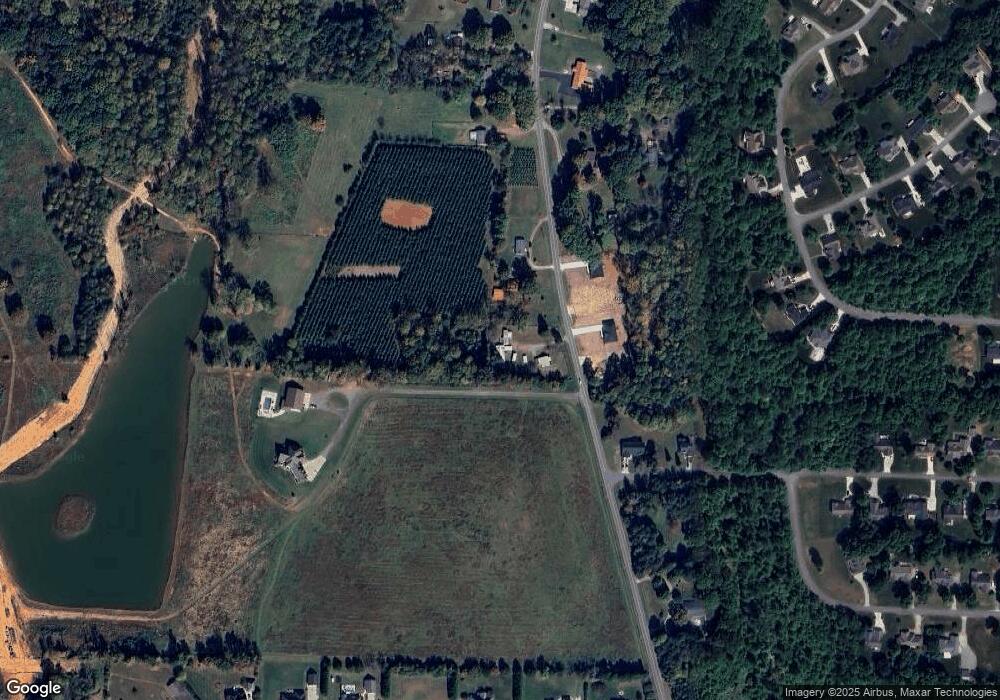 745 Whites Farm Rd, Statesville, NC 28625 - photo 1